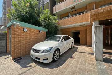 敷地内駐車場（屋外平面式）