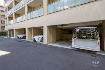 敷地内駐車場（屋内平面式）