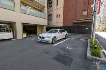 敷地内駐車場（屋外平面式）