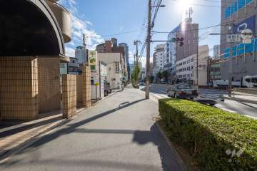 敷地北西側の前面道路