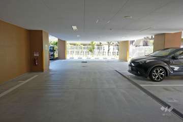 敷地内駐車場（屋内平面式）
