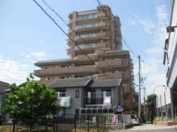 グランパレ夙川香櫨園の外観（東側から）