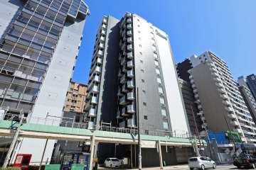 プレサンス松屋町グレースの外観（北西側から）