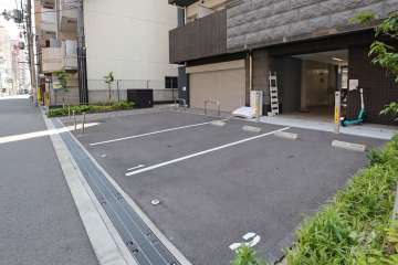 敷地内駐車場（屋外平面式）