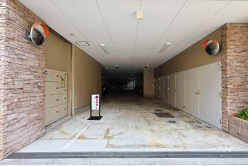 駐車場の出入り口