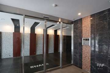 エントランスはオートロック付きです。