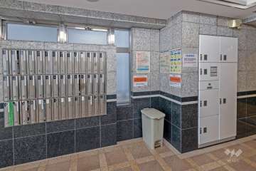 宅配ボックスと共用ポスト