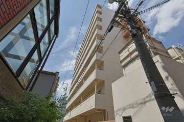 ナンバタウンハウスの外観（南東側から）