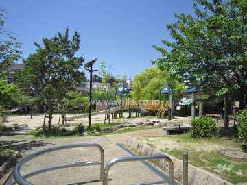 敷地西側の公園
