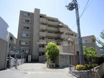 ベリスタ千里山の外観（北側から）