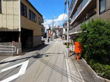 敷地南西側の道路