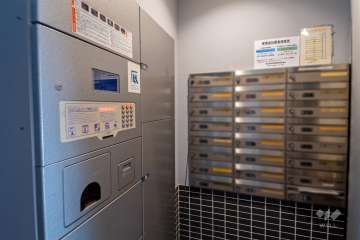 宅配ボックスと共用ポスト