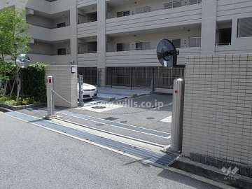 敷地内駐車場（屋外機械式）