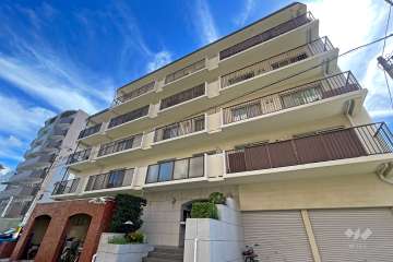 大淀中スワローハイツの外観(北西側から)