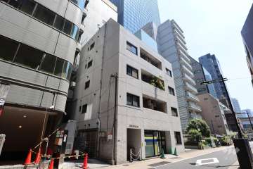 浜松町マンションの外観(南西側から)