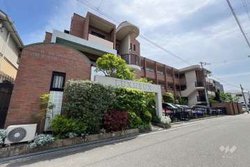 ルクシール豊中末広町の外観（北東側から）