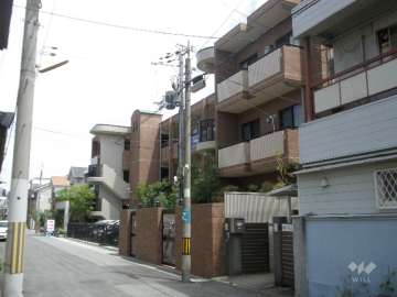 ルクシール豊中末広町の外観（北西側から）