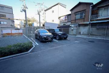 敷地内駐車場(屋外平面式)