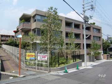 フォレスタージュ仁川高台の外観（南西側から）