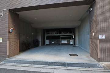 敷地内駐車場（屋内機械式）