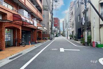 敷地北西側の前面道路　