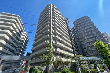 コスモ浅草桜橋リバーステージの外観（北西側から）