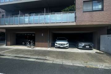 敷地内駐車場（屋外平面式）