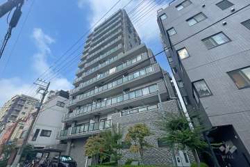 ライオンズマンション根岸東の外観（北東側から）