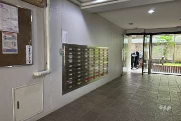 エントランスホール