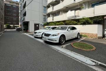 敷地内駐車場（屋外平面式）