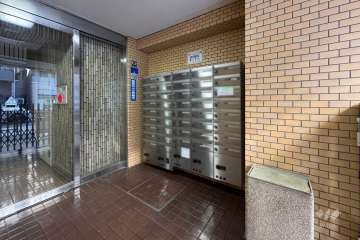 宅配ボックスと共用ポスト