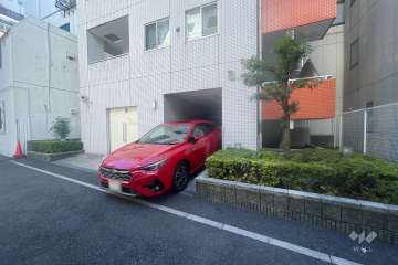 敷地内駐車場（屋外平面式）