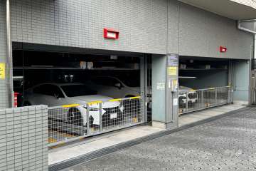 敷地内駐車場（屋内機械式）