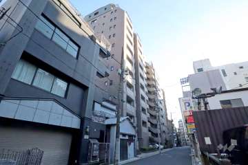 シーアイマンション上野の外観(北西側から)