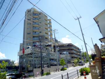 プロパレス吹田モナークヒルズの外観（北東側から）