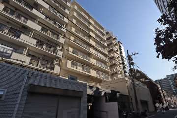 中銀東上野マンシオンの外観（北西側から）