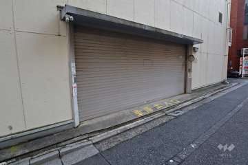 駐車場の出入口