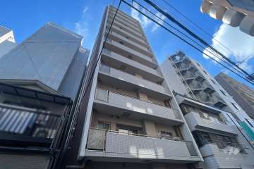 敷地東側の前面道路