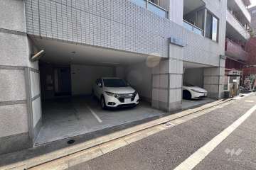 敷地内駐車場（屋内平面式）