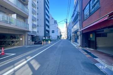 敷地東側の前面道路　
