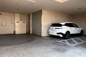 敷地内駐車場（屋内平面式）