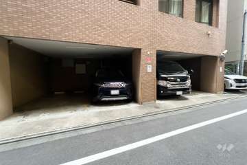 敷地内駐車場（屋内平面式）