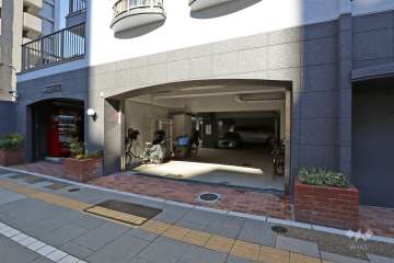 駐車場の出入り口