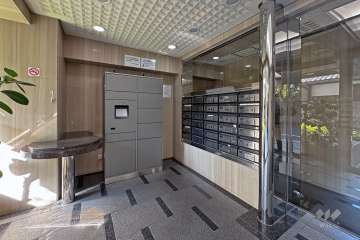 宅配ボックスと共用ポスト