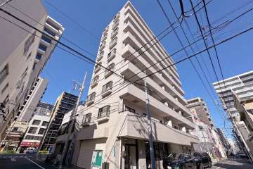 ストークマンション浅草の外観（南東側から）
