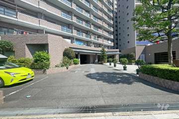 駐車場の出入り口