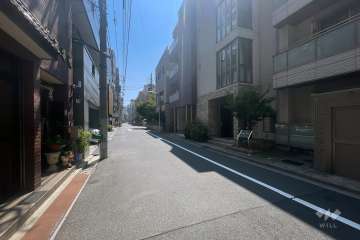 敷地東側の前面道路　　