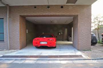 敷地内駐車場（屋内平面式）