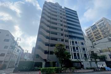 ヴィルヌーブ入谷の外観（北西側から）