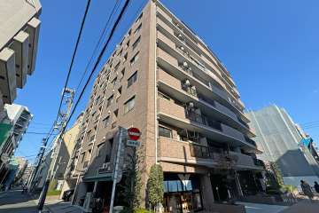 ライオンズプラザ蔵前の外観（南西側から）